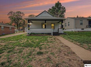 1806 Franklin St, Bellevue, NE 68005