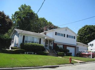 120 Greenwood St, New Bedford, MA 02740