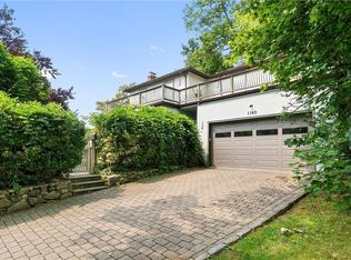 1140 Grant Ave, Pelham, NY 10803