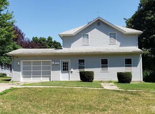704 E Division St, Audubon, IA 50025