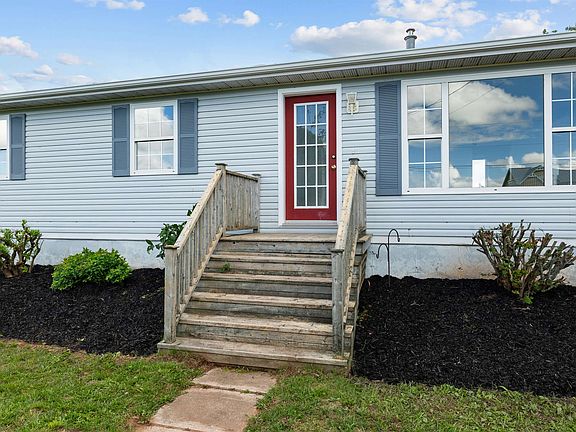 3rd image of 1519 Linkletter Est