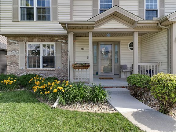 2nd image of 2921 Grey Hawk Dr