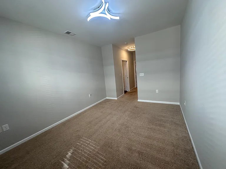 4336 Turnworth Arch — Photo 10