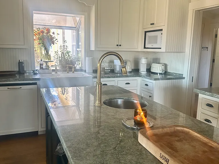 2101 Dermanak Dr — Photo 12