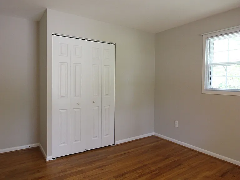 6211 Duntley Ct — Photo 14