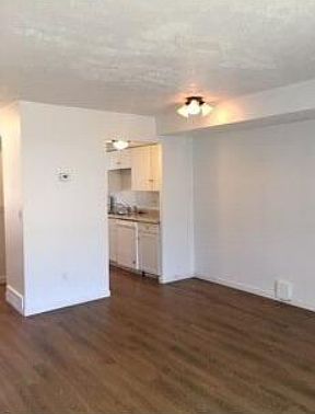 2nd image of 68 Merlin Dr #68