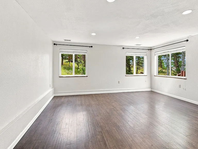 27164 Thimbleberry Ln — Photo 15