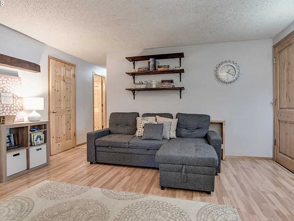 4th image of 14005 NE 80th St