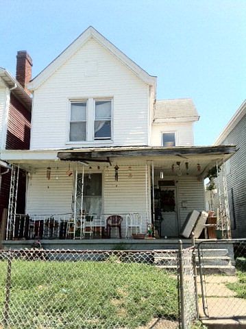 1st image of 1332 Center St