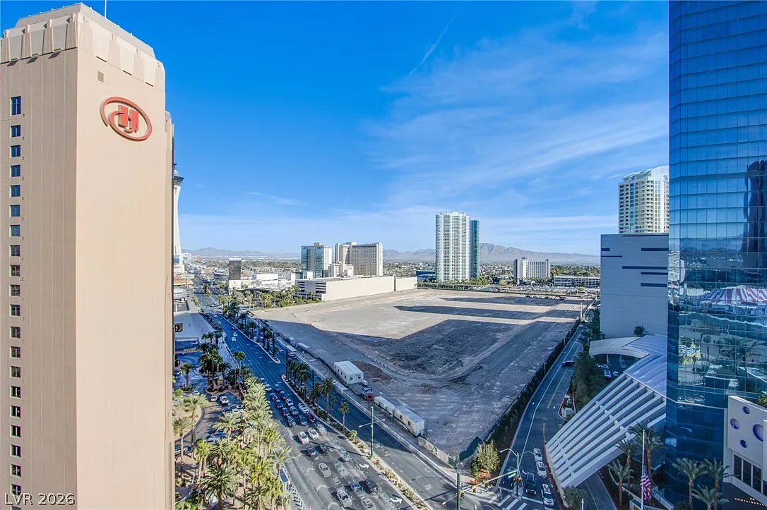 Sky Las Vegas — Photo 2