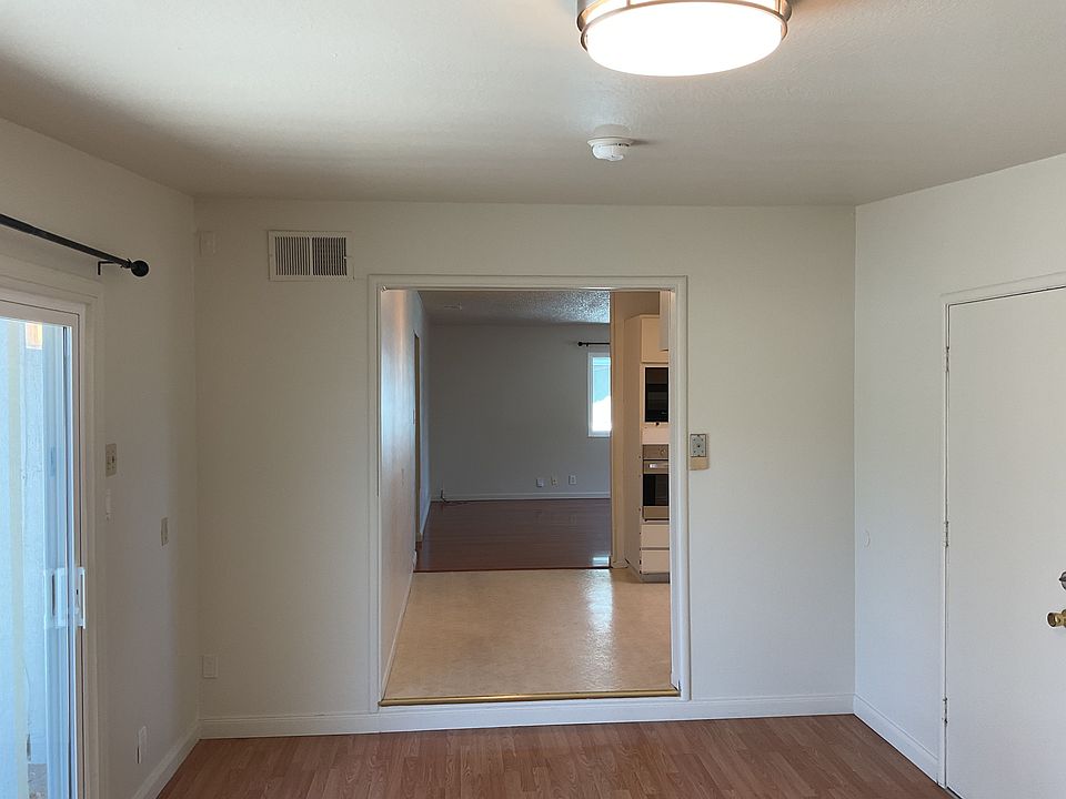 2nd image of 318 San Andreas St