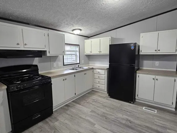2737 W Washington Ctr #80, Fort Wayne, IN 46818