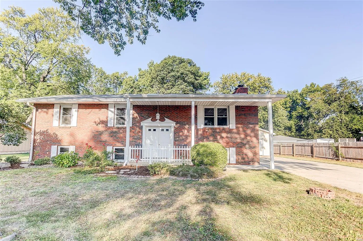 34 Grainey Dr photo 1