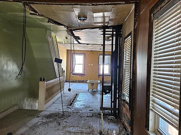 5th image of 1665 N 56th St