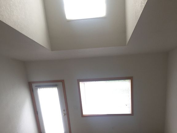 5th image of 414 Audrey Dr