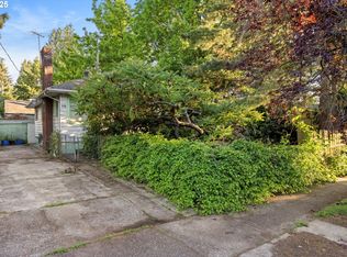 118 NE Russet St, Portland, OR 97211