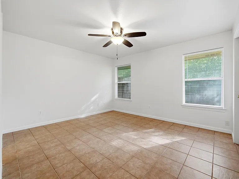 2304 Smith Branch Blvd #B — Photo 14