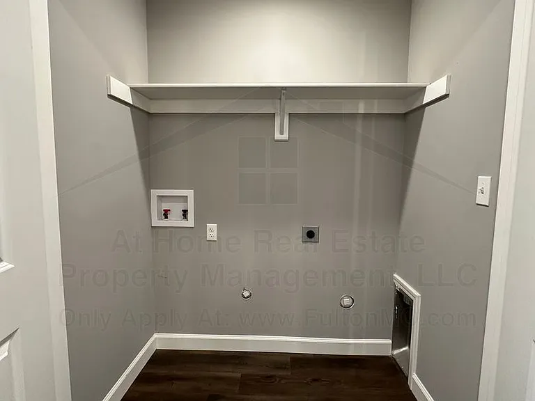 2620 N Bluff St #102 — Photo 17