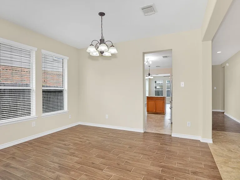 2002 Monarch Hollow Ln — Photo 10