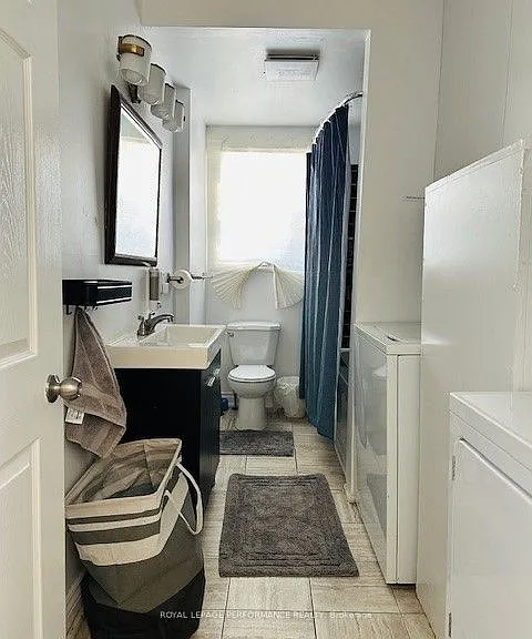 611 Saint Felix St — Photo 10