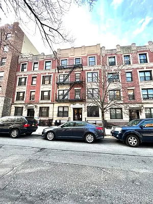 Rented by Nest Seekers International | media 23