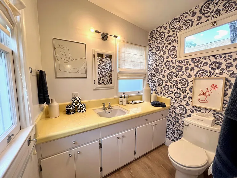 511 Drown Ave — Photo 13
