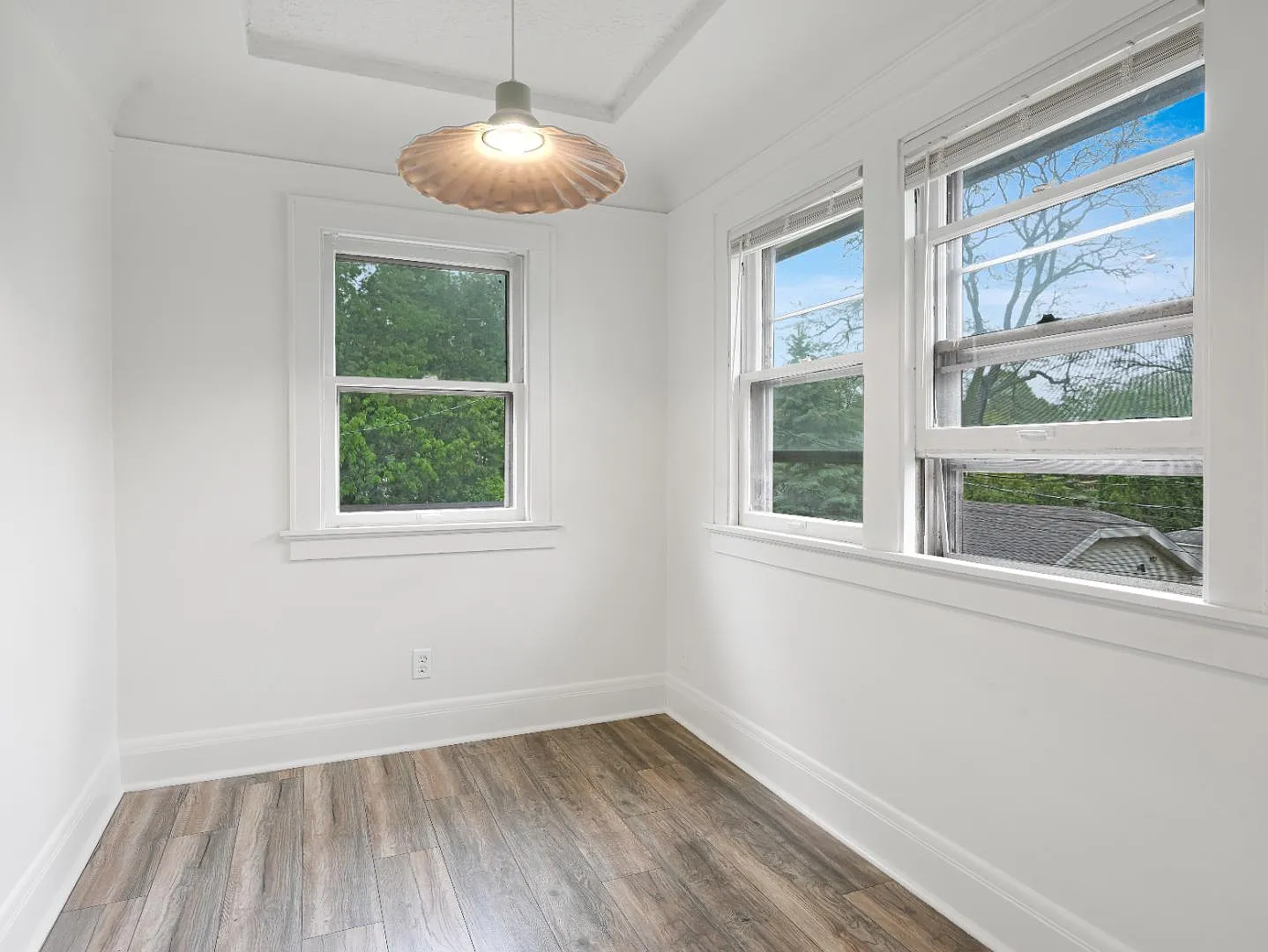 6506 Milwaukee Ave - 6508 — Photo 3