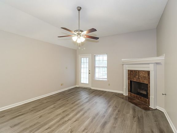 3rd image of 10233 Fox Chase Dr
