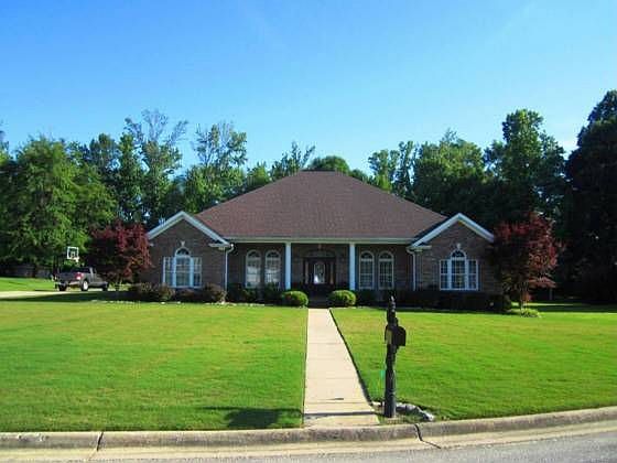 1st image of 7111 Cypress Dr