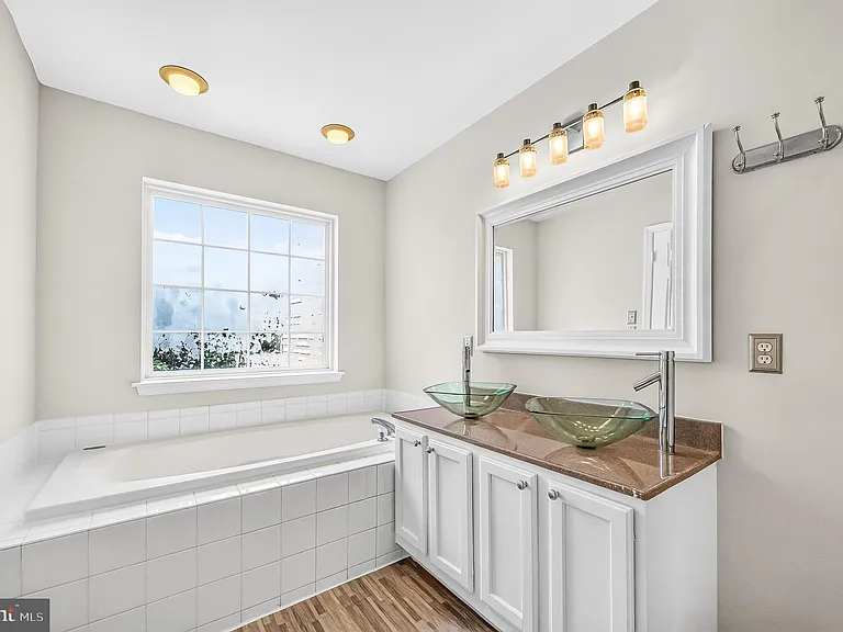 9743 Quiet Brook Ln — Photo 22
