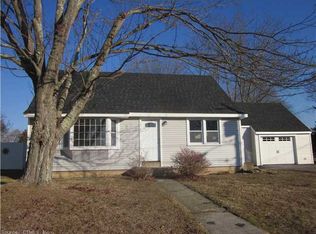 26 Brill Ave, Waterford, CT 06385