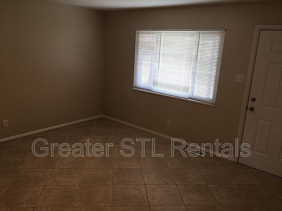 2nd image of 4831 Orange Blossom Ln