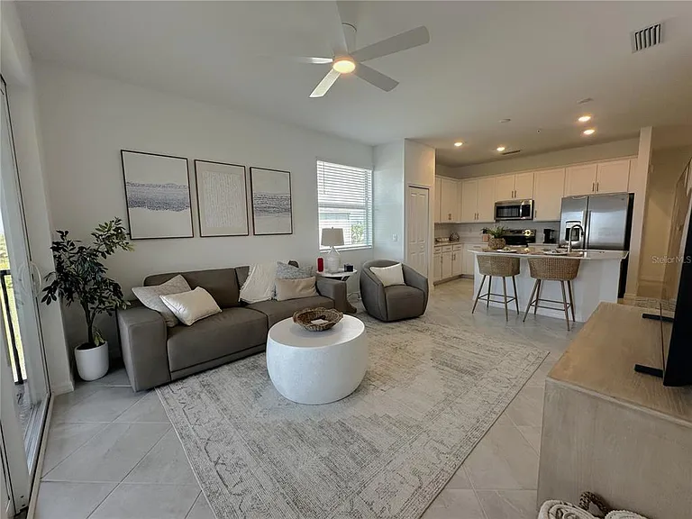 14201 Heritage Landing Blvd #1338 — Photo 9