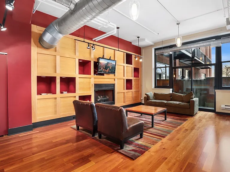 2323 W Pershing Rd #228 — Photo 3