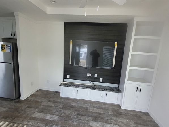 98 Newbury St TRAILER 4A, Danvers, MA 01923