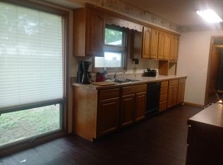 1317 N 4th St, Neodesha, KS 66757