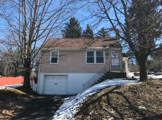 400 Hooper Rd, Endwell, NY 13760