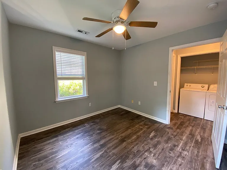 5132 Greenville Loop Rd #B — Photo 25
