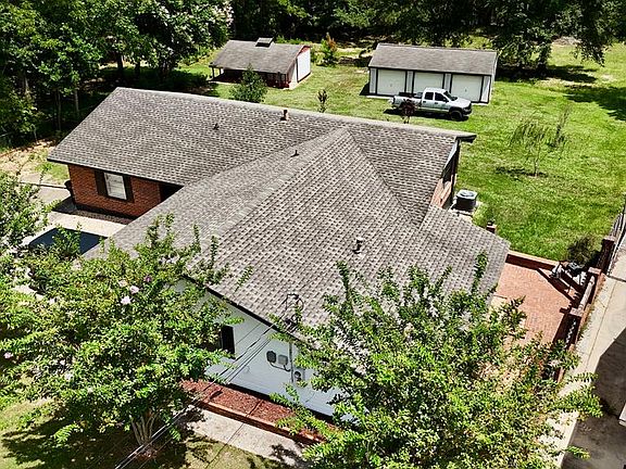 3rd image of 30 Richardson Dr