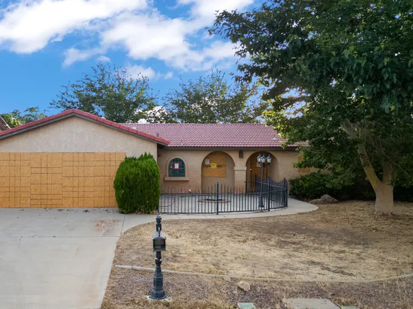 42865 Normandy Ln, Lancaster, CA 93536