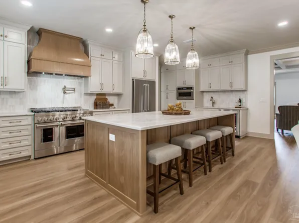 9107 Pine Preserve Ln N, Pace, FL 32571