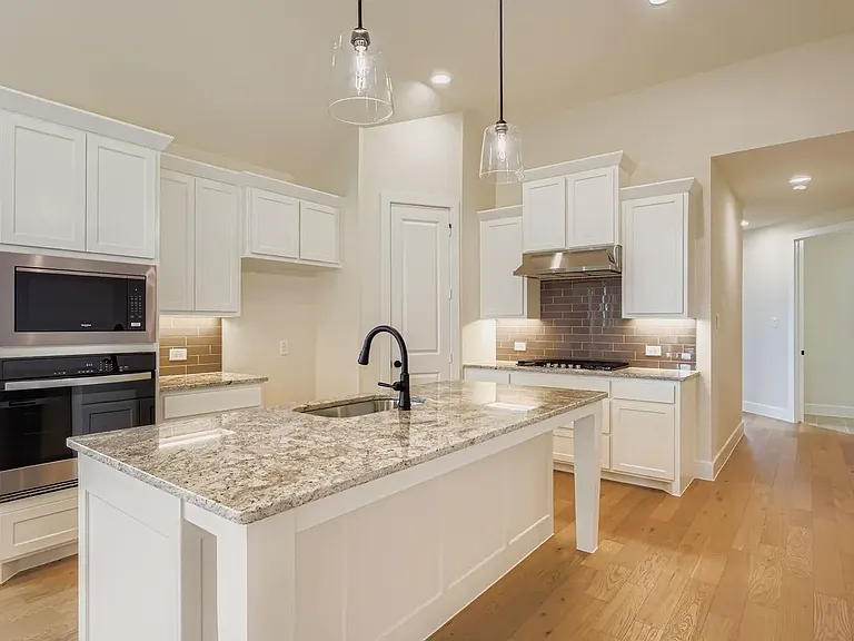 838 Stone Grove Rd — Photo 6