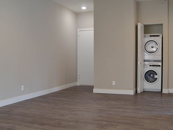 2nd image of 817 4th St #1B-1Ba-680Sqft