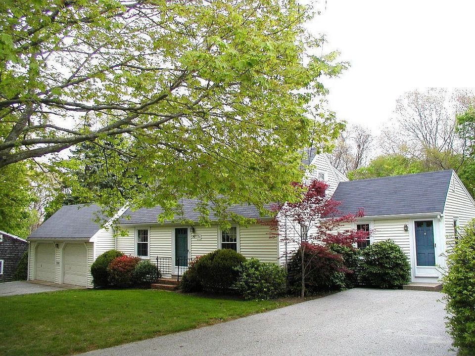 Classic Cape with lots of space