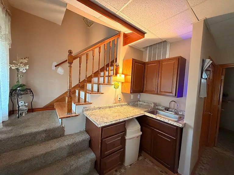 Lower Level Entryway