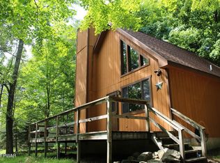 1627 Ridgeview Dr, Lake Ariel, PA 18436