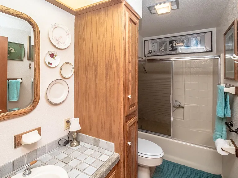 341 Riverfront Dr — Photo 8