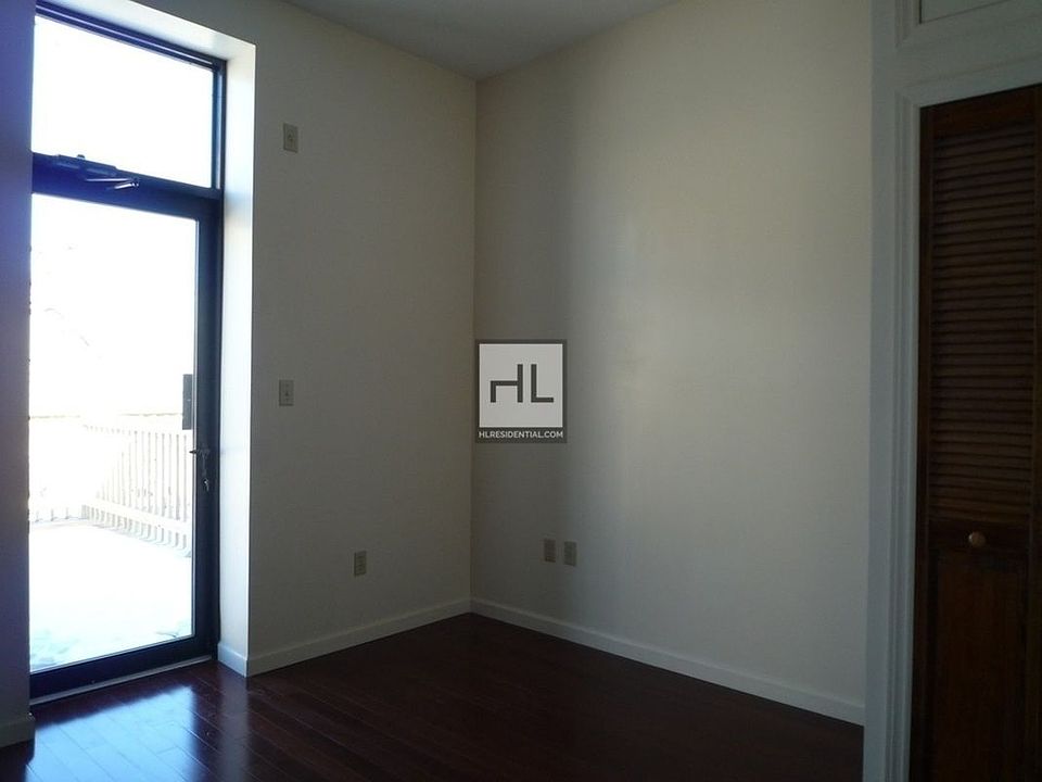 1st image of 1035 Fulton St Ste 1