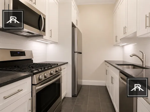 871 Beacon St, Boston, MA