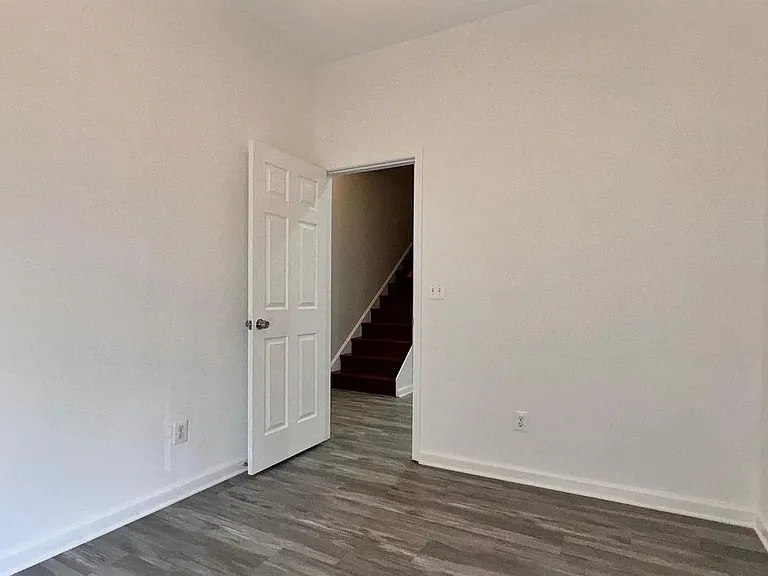 503 N Lakewood Ave #4 — Photo 1
